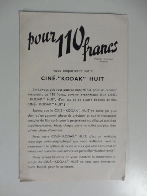 Pour 110 francs vous emporterez ciné Kodak Huit. Pieghevole pubblicitario